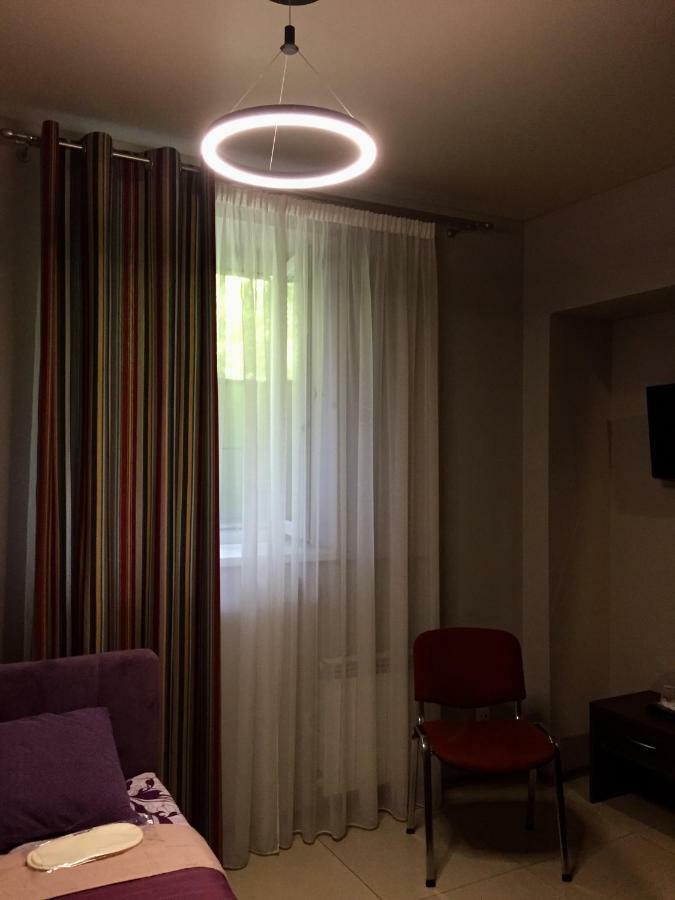 Westend Hotel Kyiv Eksteriør billede
