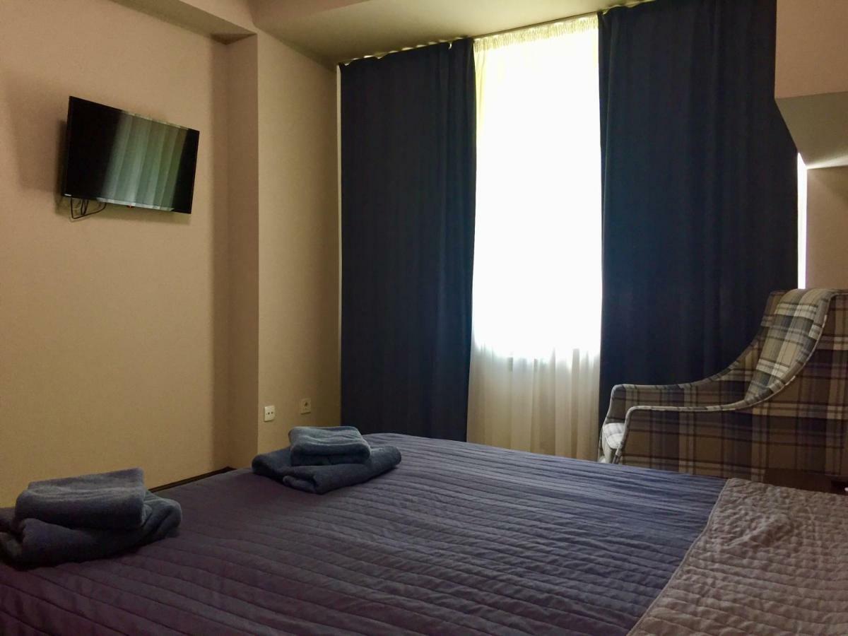 Westend Hotel Kyiv Eksteriør billede